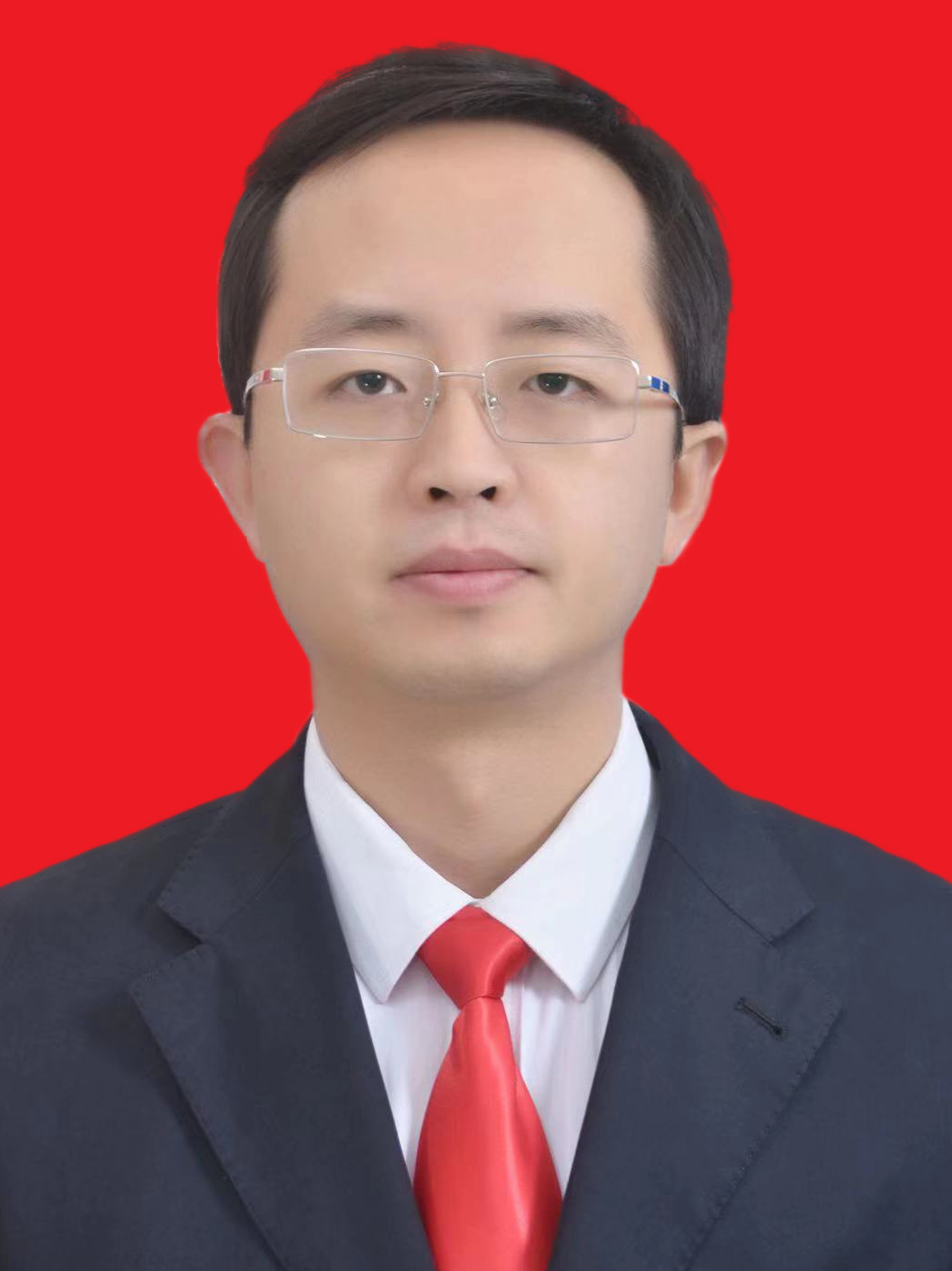李灿