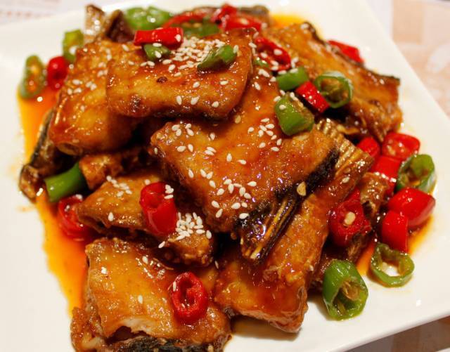 红烧鱼段