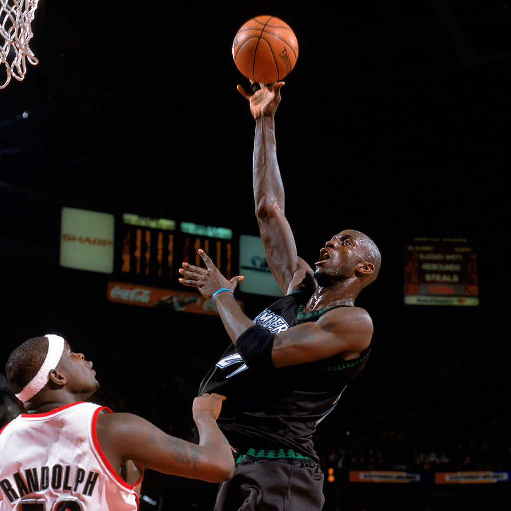  p>凯文·加内特(kevin garnett),1976年5月19日出生在美国 a target=