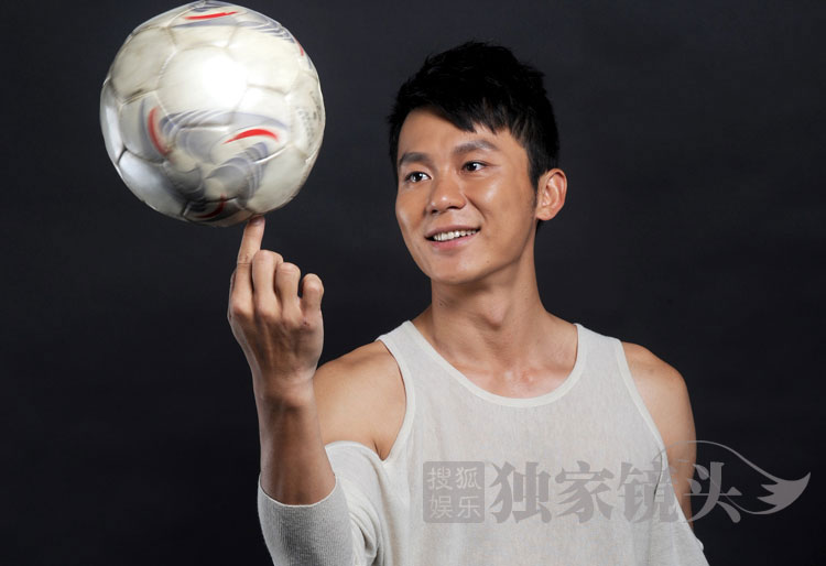 李晨