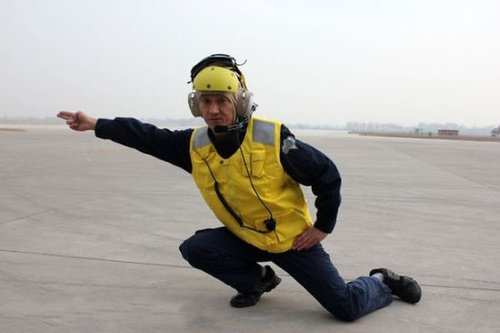  p>"航母style"也叫"起飞style"为中国首艘航母" a target="_blank"