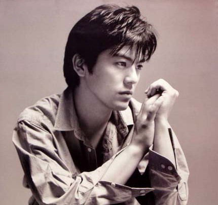  p>尾崎丰(おざき ゆたか,1965年11月29日-1992年4月25日),出生于日本