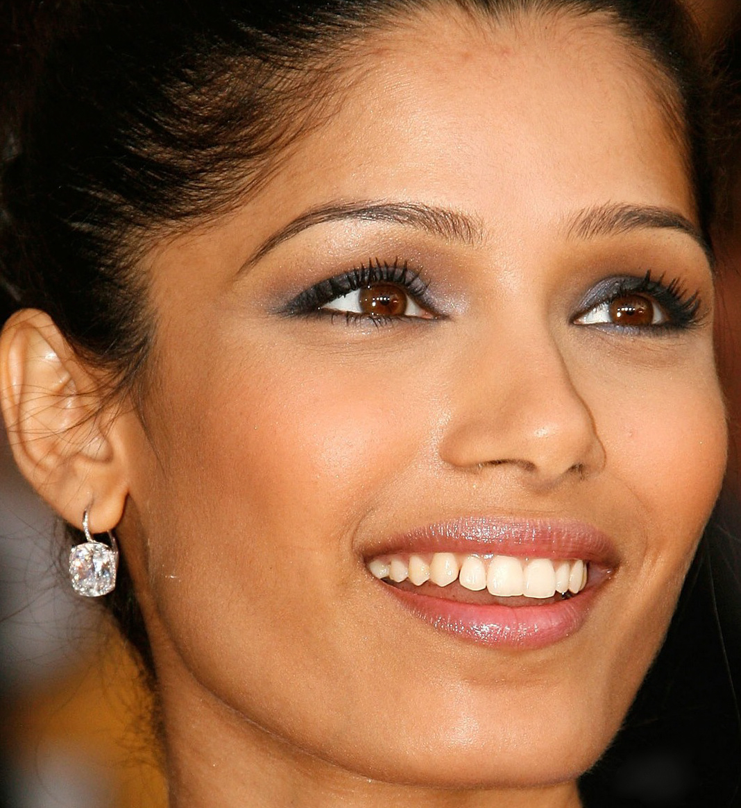  p>芙蕾达·平托(freida pinto),1984年10月18日出生于孟买,印度模特
