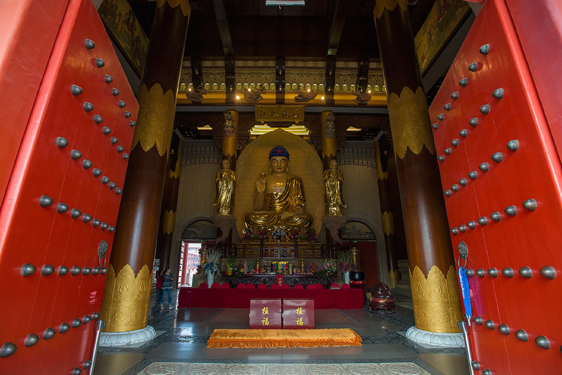  p data-id="gnvfucu733">佛山宝林寺位于顺德大良太平山西麓,于明山