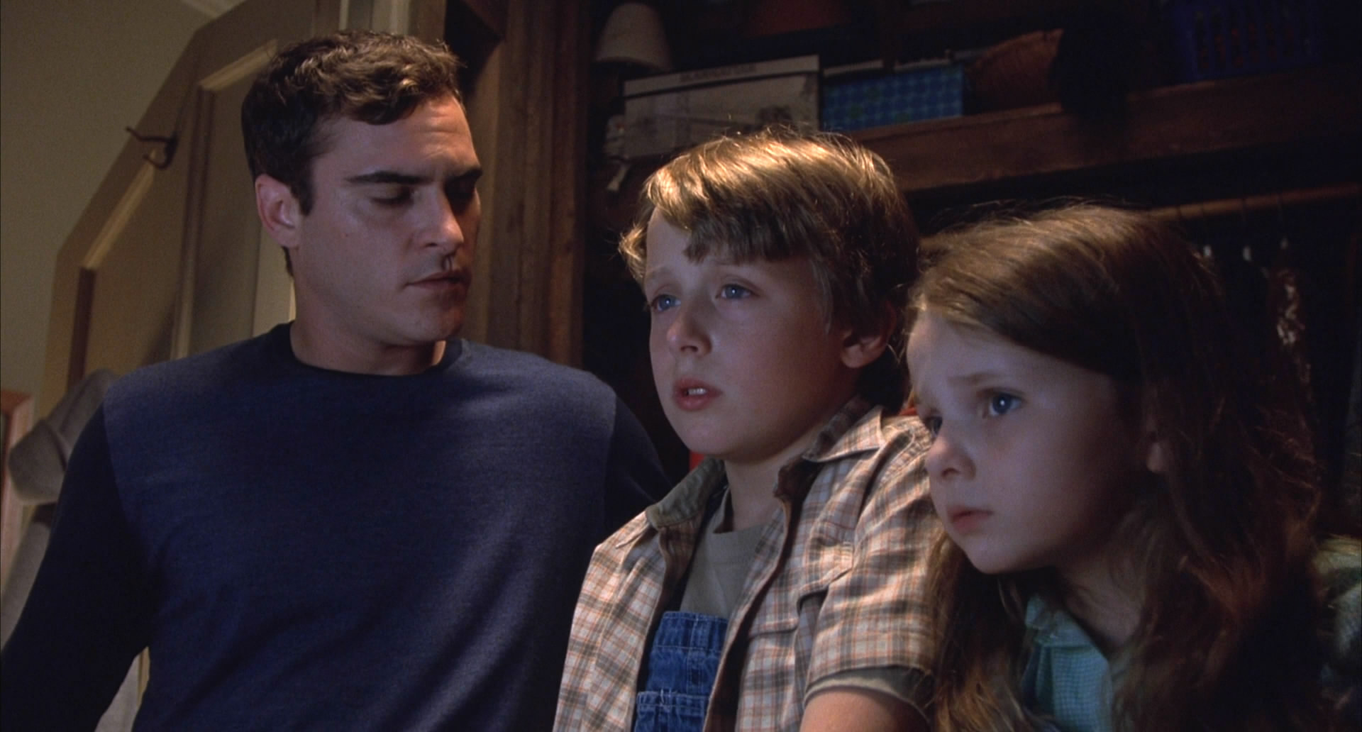  p data-id="gnbz1jij4i">《天兆》是由试金石影片公司与马歇尔电影