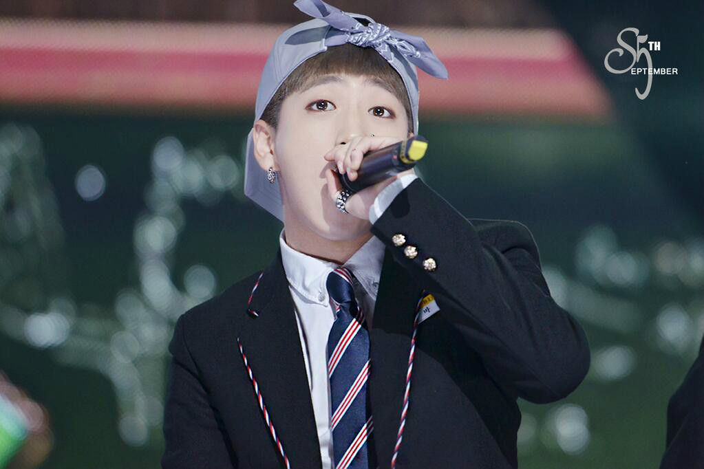  p data-id="gnrzmdhnwl">车善玗,艺名baro,1992年9月5日出生于韩国全