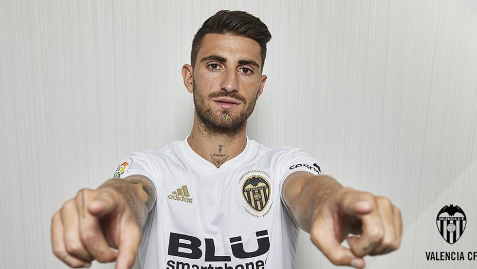  p>克里斯蒂亚诺·皮奇尼(cristiano piccini),1992年9月26日出生于