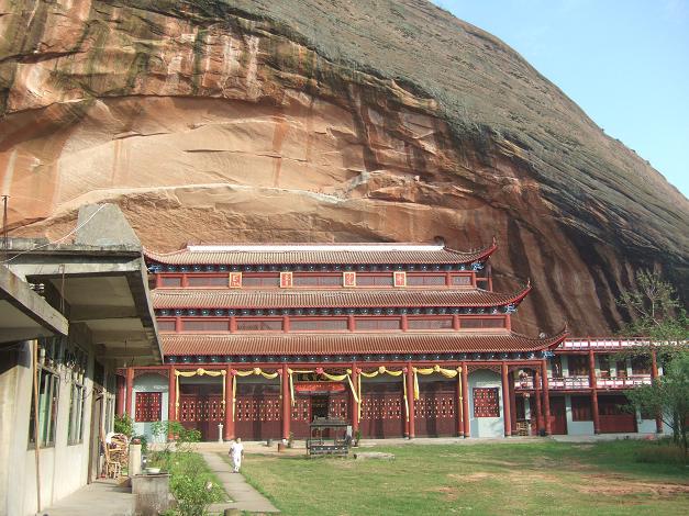  p>新滩乡,隶属于江西省上饶市铅山县,地处铅山县北部,东与上饶县董团