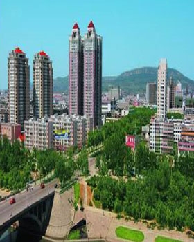  p data-id="gnaxcqmt2h">鹰城平顶山位于河南省中南部,西靠伏牛山,东