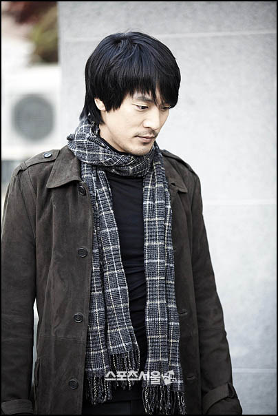  a href="#">金贤珠 /a>, a href="#">金民俊 /a>, a href="#">