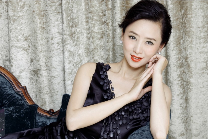  p>翁虹,1968年9月17日出生于香港,中国香港影视女演员,歌手,毕业于 a