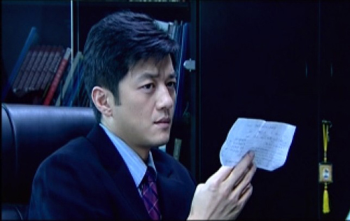 7vqw70p1">电视剧《 a target="_blank" href="/item/目击者/6889057"