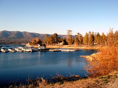  p>加拿大第一大湖( b>great bear lake /b>), a target="_blank"