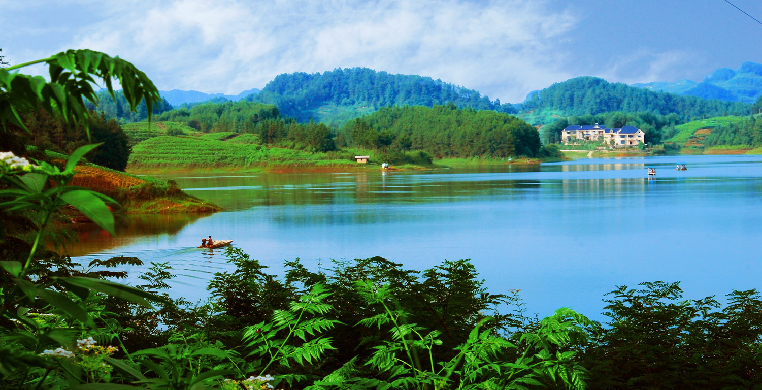  p data-id="gnbp9r68b7">黎香湖又名土溪水库,位于南川区 a target="