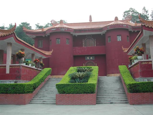  p data-id="gnb9ts6wei">青云岩风景区位于达濠区东南的大了望山