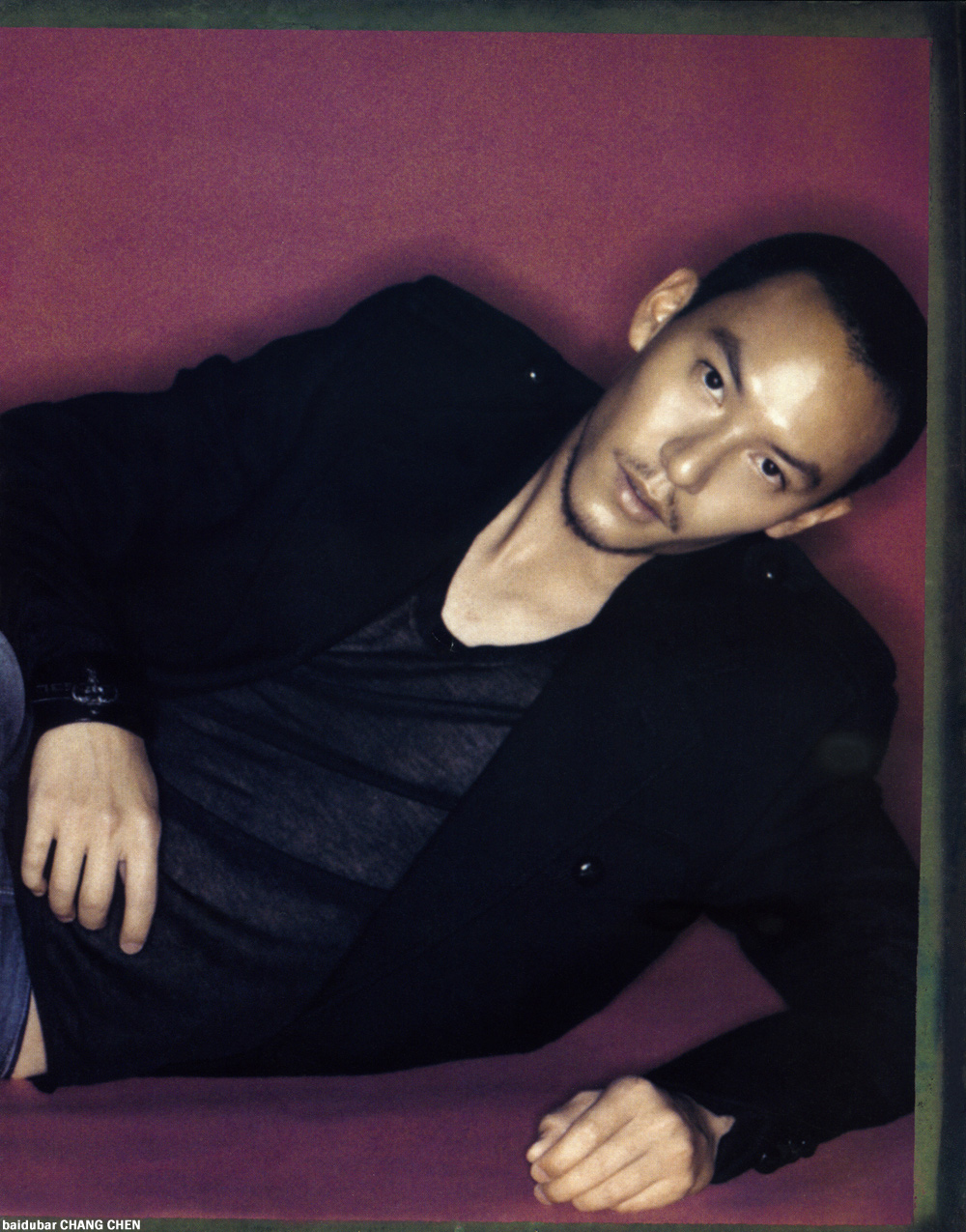  p>张震,1976年10月14日出生于台湾省台北市,祖籍浙江余姚,中国台湾