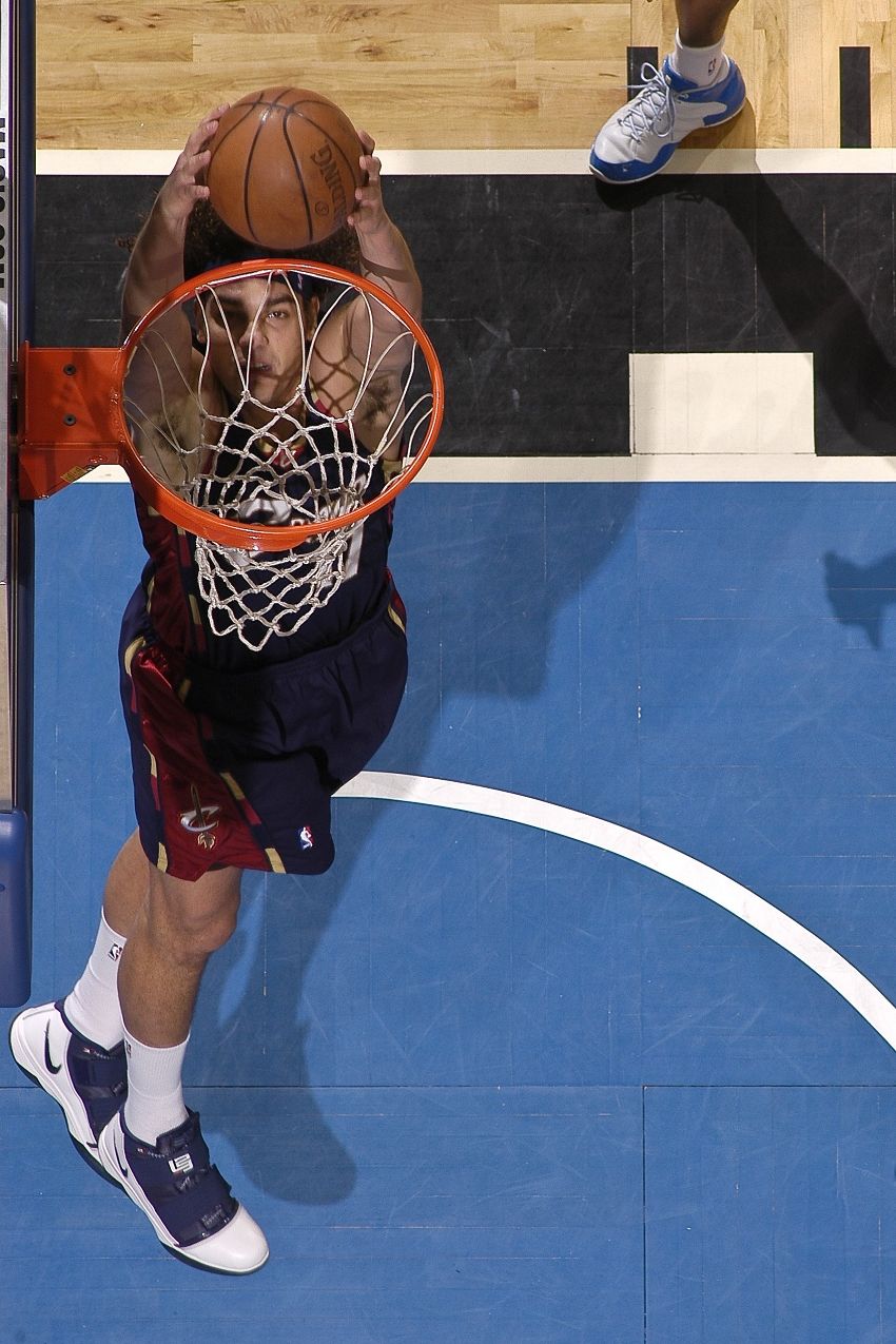  p>安德森·瓦莱乔(anderson varejao),1982年9月28日出生于 a target