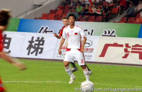 王佳玉,中国职业 a target="_blank" href="/item/足球运动员