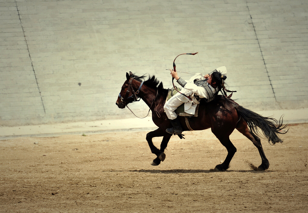  p>马战就是骑马作战的意思,马战对于古代战争的影响是巨大的.