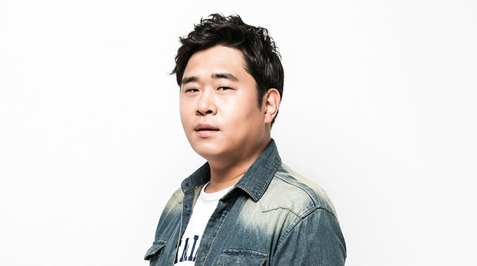  p data-id="gnso8hh4w0">fnc entertainment ,由音乐,戏剧总监韩胜浩