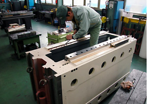  p>刮研是利用 a href="#" data-lemmaid="121722">刮刀 /a>,基准表面