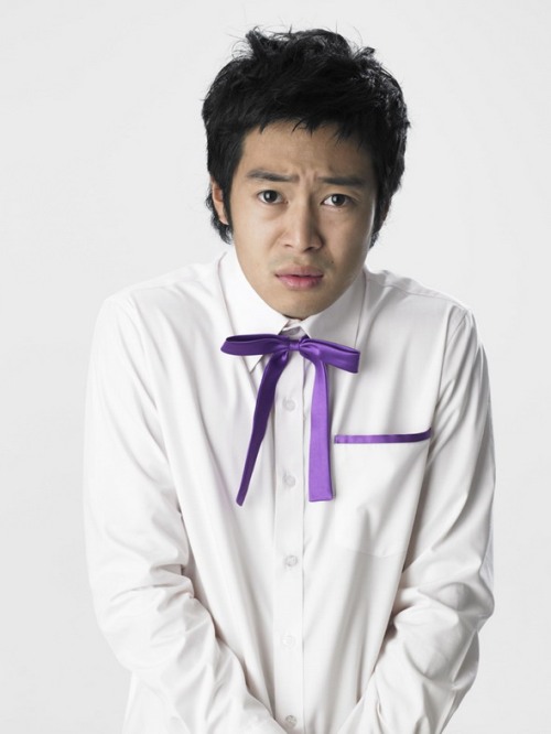 是由李在容执导, a href="#" data-lemmaid="5156967">朴镇宇 /a>, 