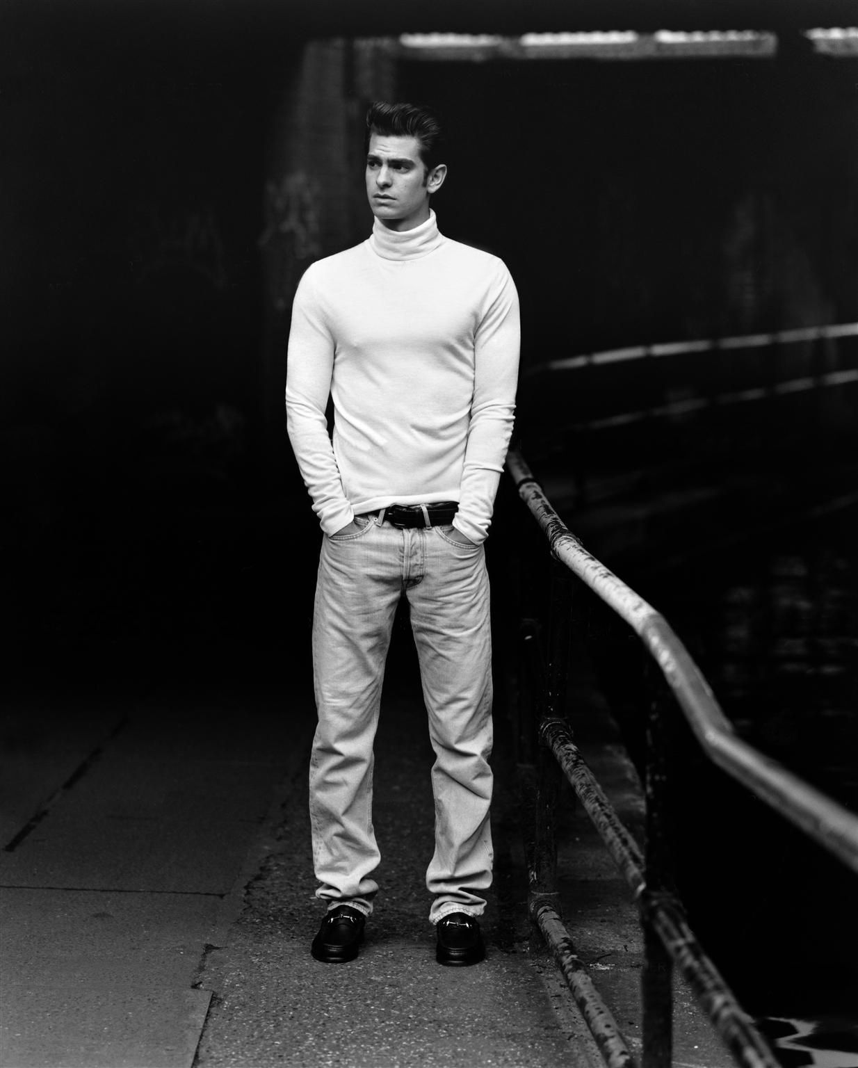  p>安德鲁·加菲尔德(andrew garfield),1983年8月20日出生于美国