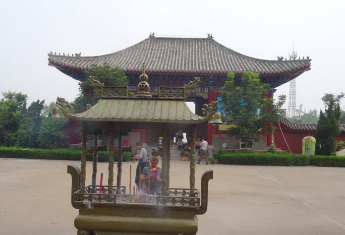  p data-id="gnyxph493t">醴泉寺风景区位于邹平市西南长白山中.