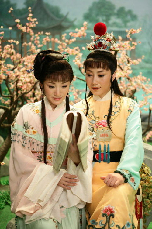 金美芳