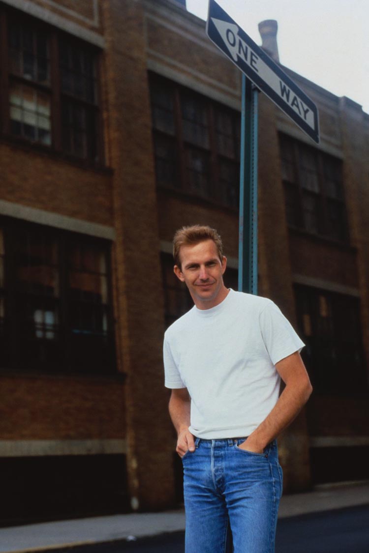  p>凯文·科斯特纳(kevin costner),1955年1月18日出生于美国加利福尼