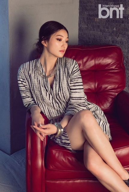  p data-id="gncn3n2iwy">李艾儿(      ,lee el),原名金智贤