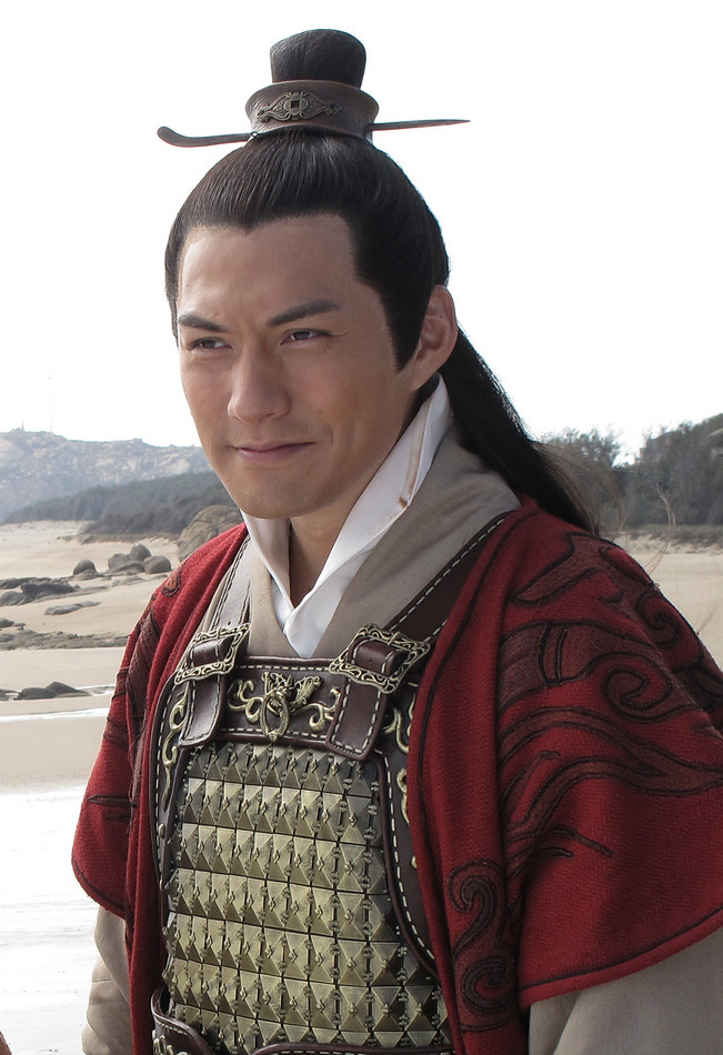  p>严宽(2014年正式改名 a>严屹宽 /a>),1979年1月24日出生于 a>上海 