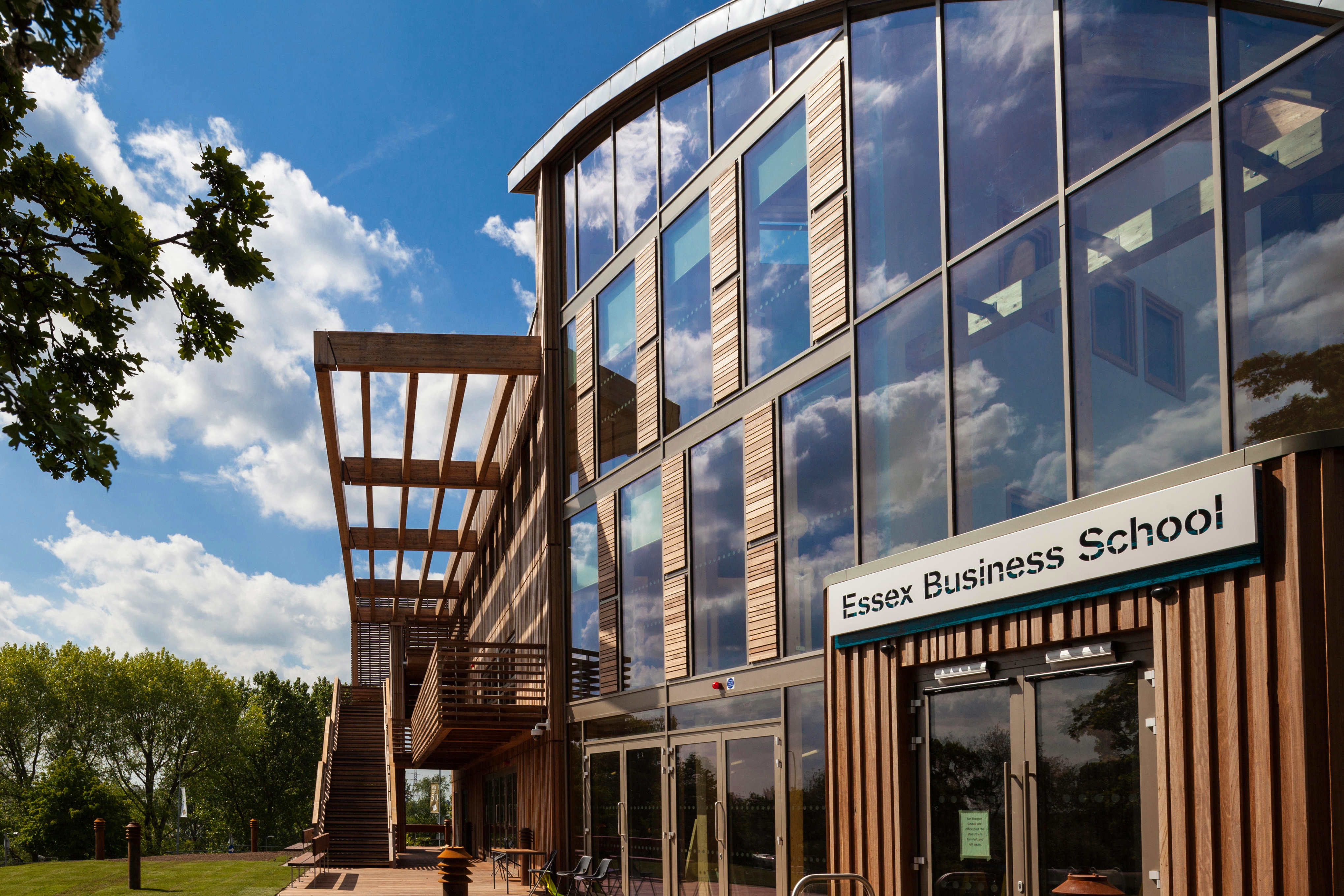  p>埃塞克斯大学(university of essex)建校于1964年,位处英国东部