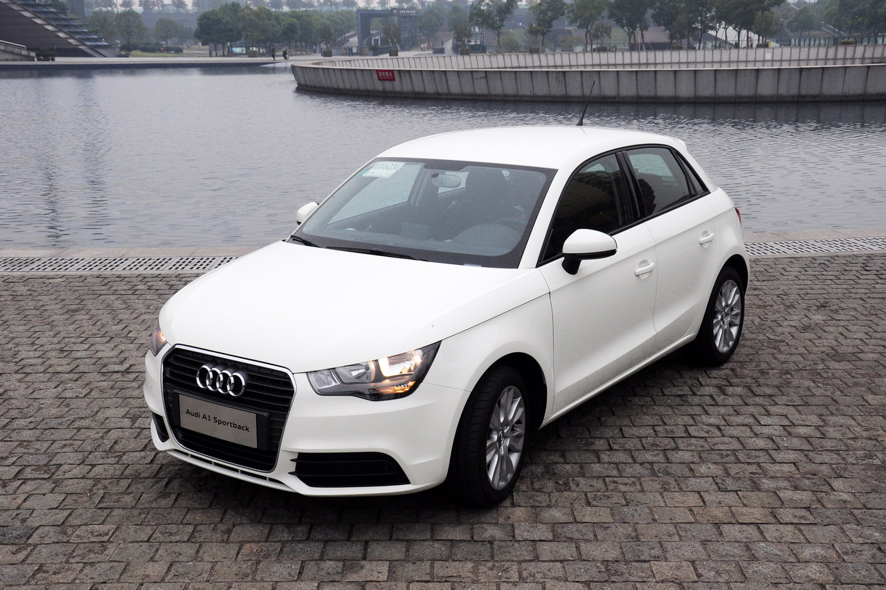 奥迪a1 1.4 tfsi urban