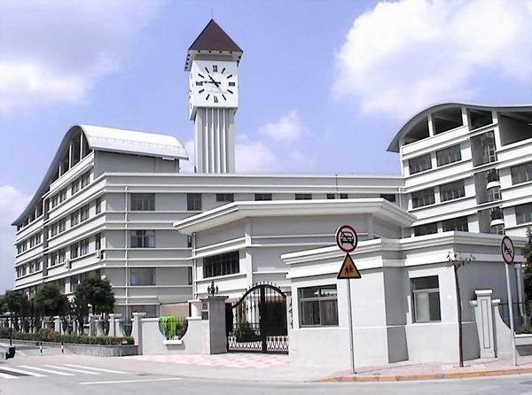  p> a target="_blank" href="/item/上海市民办上宝中学/6850242"