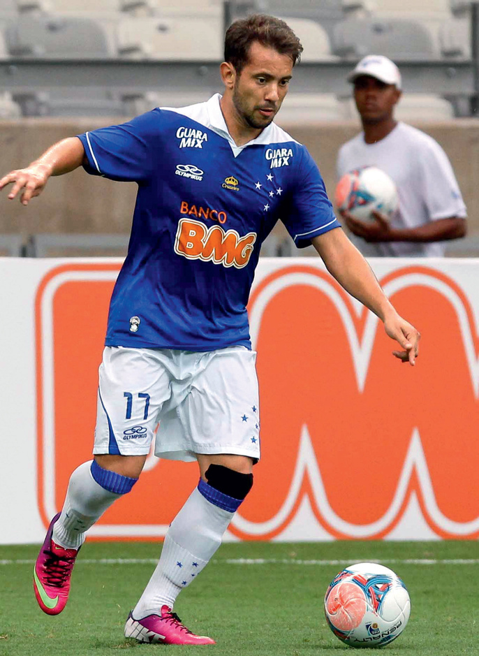 everton ribeiro