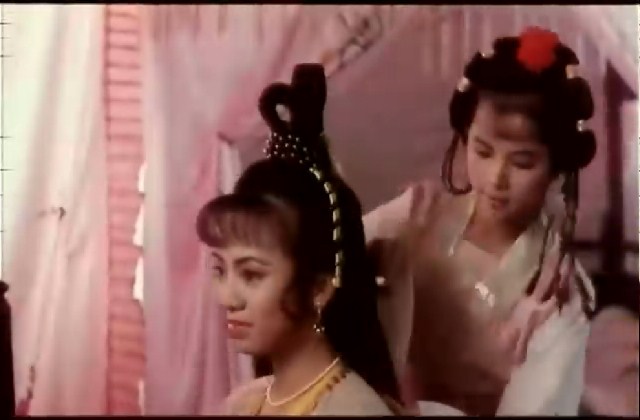  p>《九天玄女》,又名"蛊咒传奇",是由黎俊杰执导,邓萃雯等人主演的一