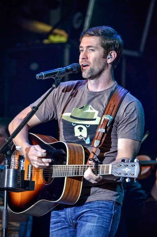  p data-id="gnwfafnn2u">《whatcha reckon》由歌手乔什.