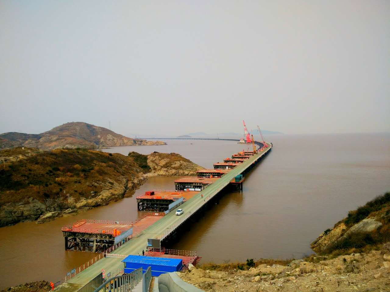  /a>,是 a target="_blank" href="/item/宁波舟山港主通道/22990201"