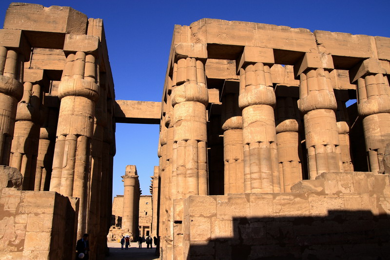 670多公里处的 a target="_blank" href="/item/上埃及">上埃及 /a> a