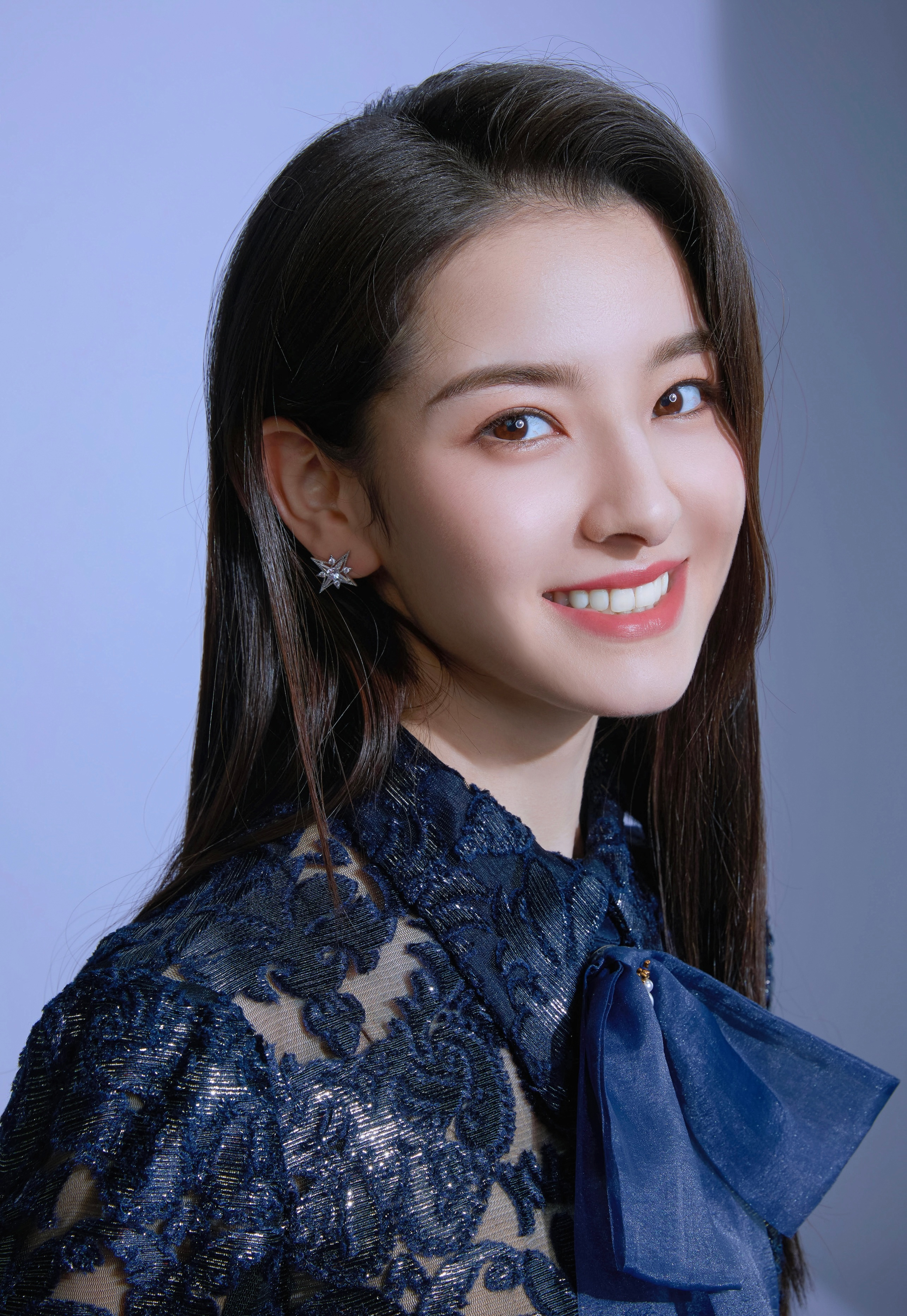 张雪菡
