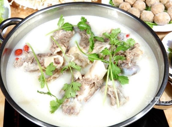 南昌筒骨鱼头火锅