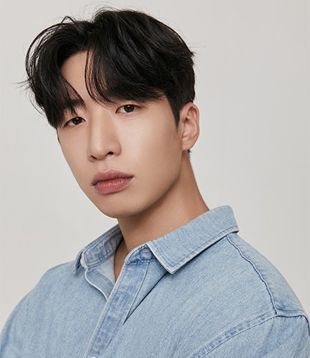 kyguo">刘洙彬,1992年11月6日出生,韩国男演员,代表作品有《爱的迫降