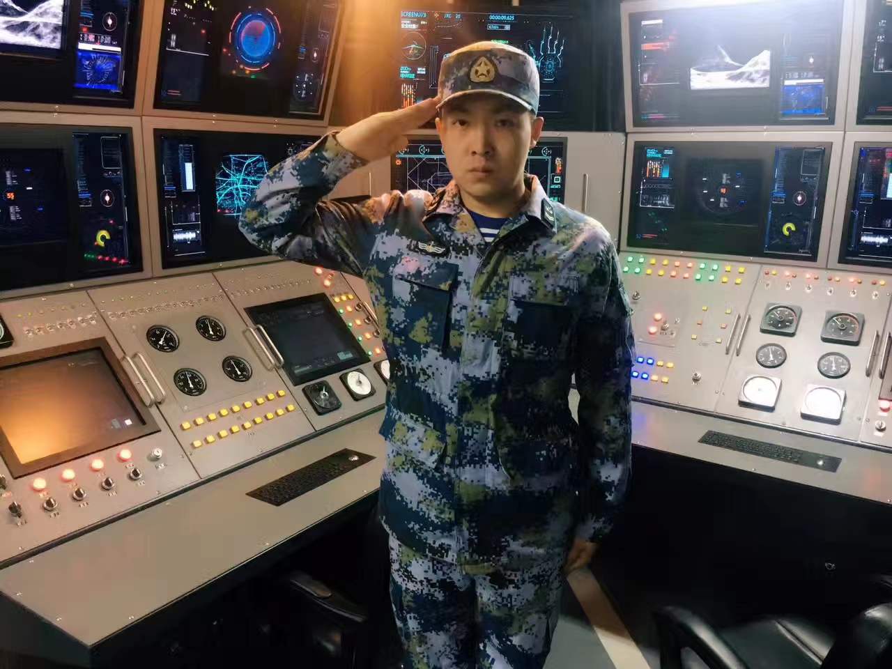 李鑫