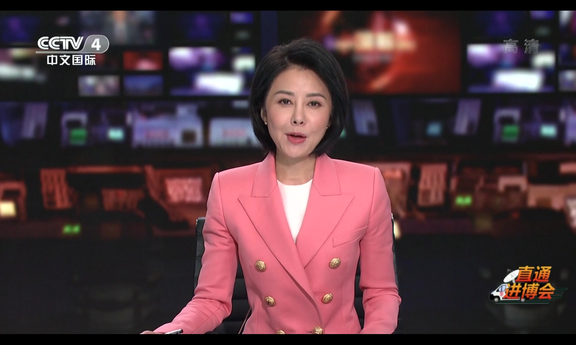  p>《中国新闻》开播于1992年10月1日,是 a target="_blank" href="