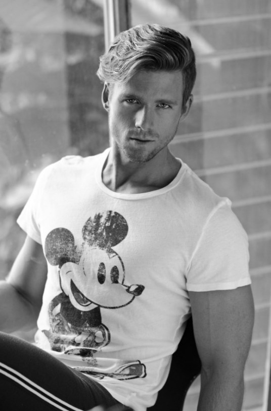 Zbigniew Bielski_百度百科