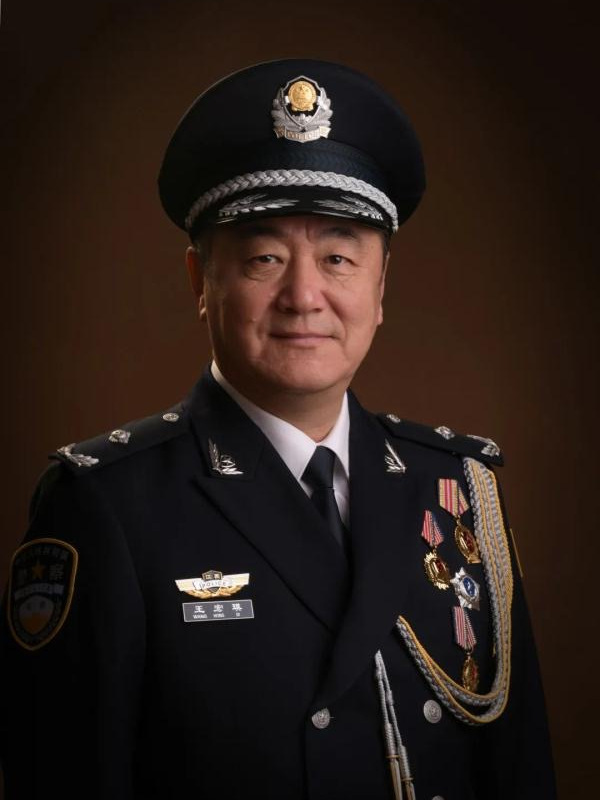  p data-id="gnvfxqtlkr">王宏琪,男,江苏省南