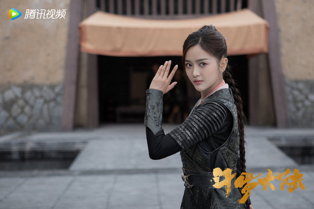">小舞,电视剧《 a target="_blank" href="/item/斗罗大陆/17570238"