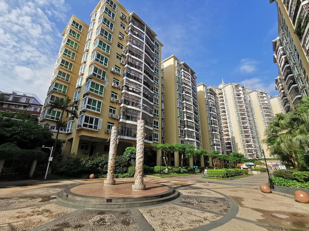  p>莞商,即指东莞商帮,泛指世界各地的所有东莞籍商人及在莞邑大地上