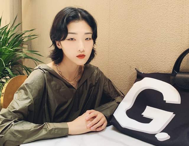 侮辱yamy并拒绝道歉！固执到“变态”的老板，真做错了吗？_百科TA说